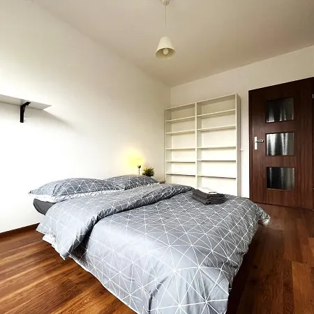 Apartment Jemiolowa ~ Self Check-in 20h ~ Lift *